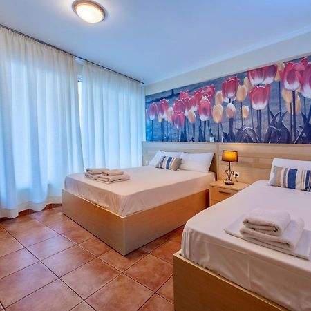 Fontana Luxury Rooms Mytilíni 外观 照片
