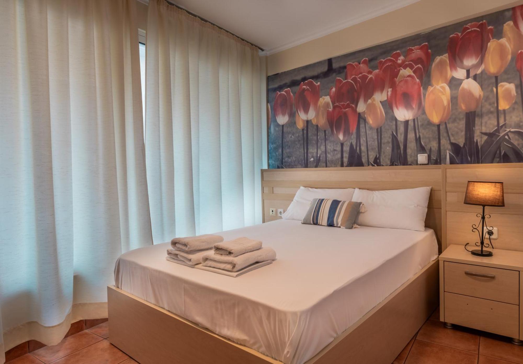 Fontana Luxury Rooms Mytilíni 外观 照片