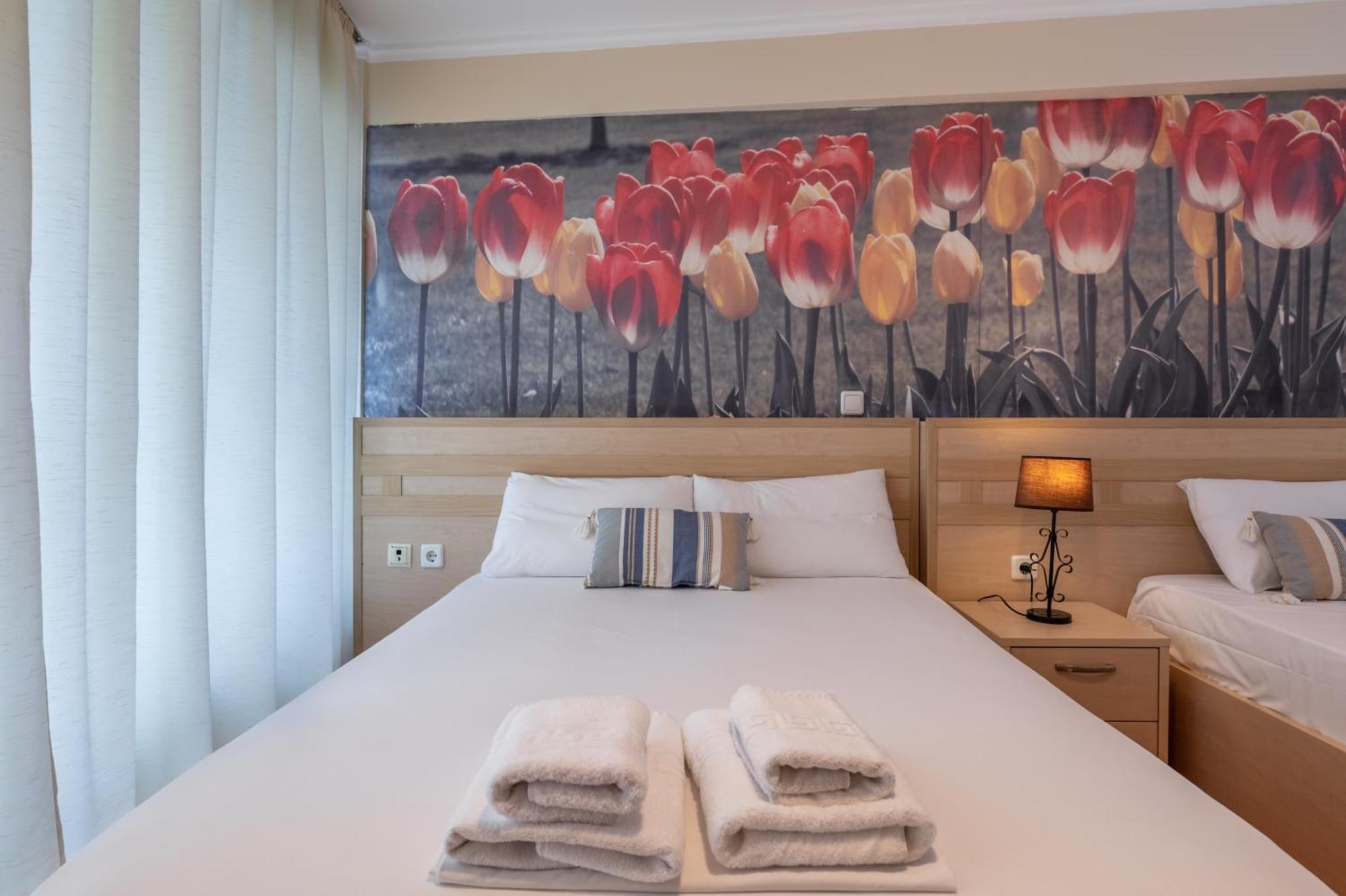 Fontana Luxury Rooms Mytilíni 外观 照片