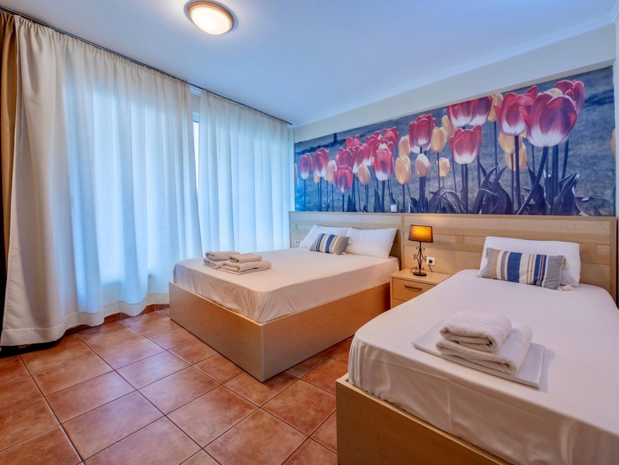 Fontana Luxury Rooms Mytilíni 外观 照片