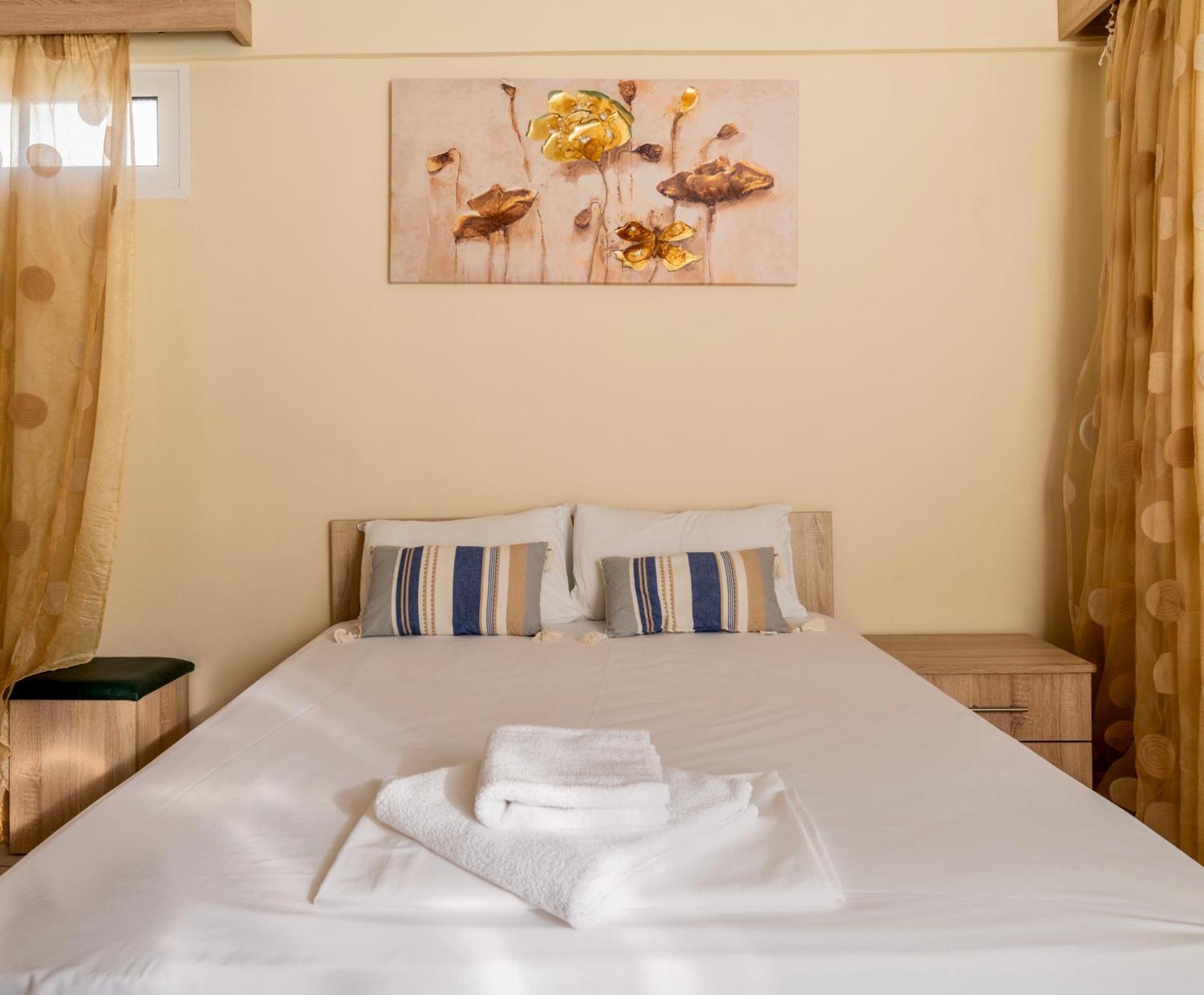 Fontana Luxury Rooms Mytilíni 外观 照片