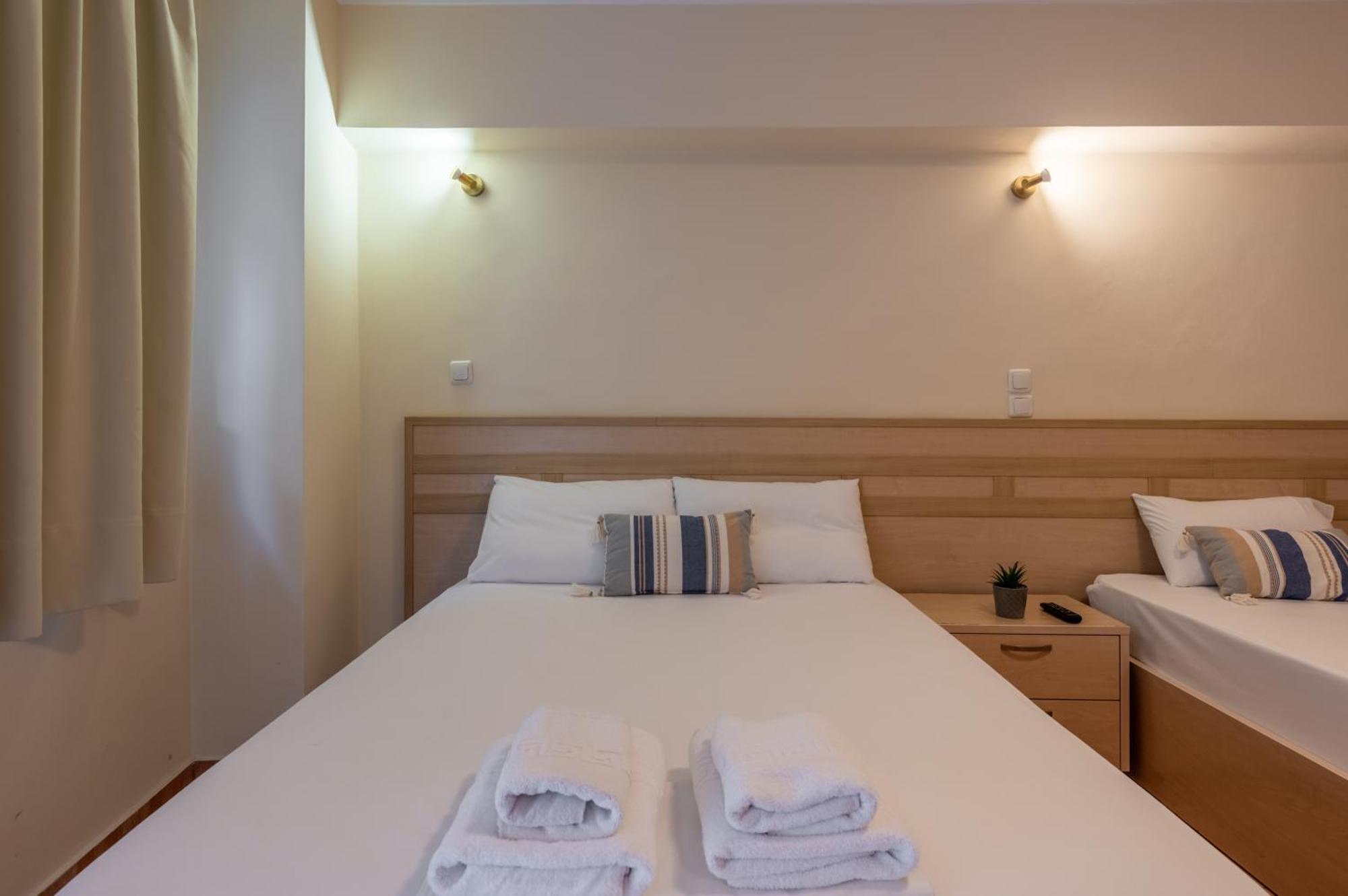 Fontana Luxury Rooms Mytilíni 外观 照片